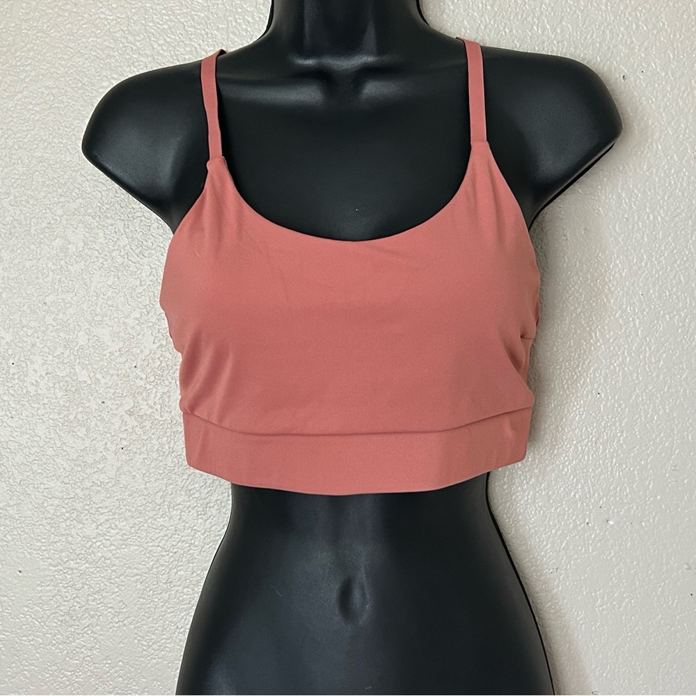 Tavi Sports Bra Yoga Barre Adjustable Straps Cups Athleisure Workout Sz S
